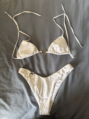 Women’s White Ring-Detail Triangle Bikini Set